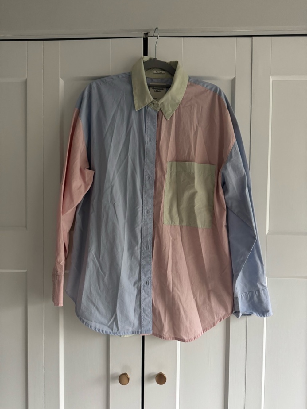 Abercrombie & Fitch Pastel Colorblock Button-Down Shirt in Blue, Pink & Cream